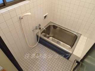 広島市安佐北区口田５丁目の一戸建ての浴室|追い焚き機能付き・窓あり