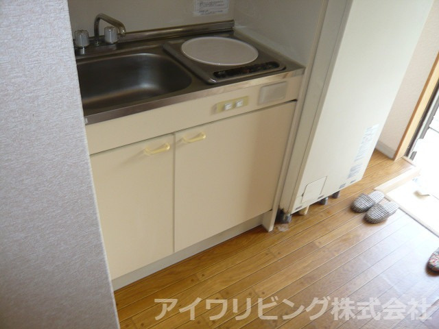 ニュータウンハウスのキッチン|【ニュータウンハウス】