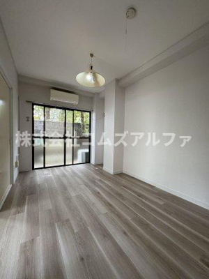 【洋室】 | 北軽井沢ハイツ | 北軽井沢ハイツ　洋室