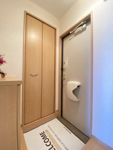 レーベンセイナンの玄関