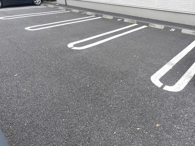 シティフォレスト米ノ城Aの駐車場