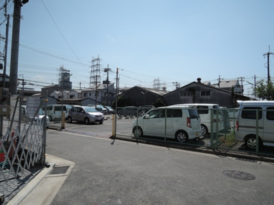 【周辺】 | レオネクストリトルスクウェア