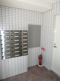 【エントランス】