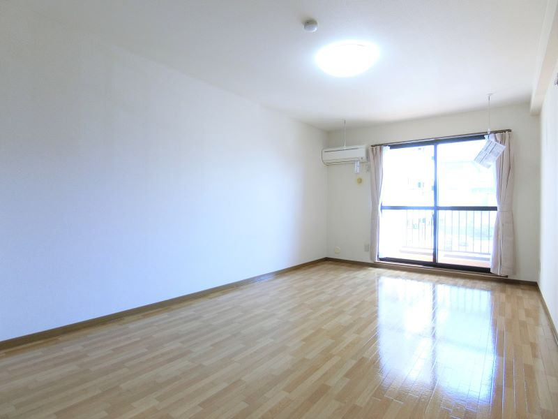 テリトワールSATO壱号館の居間・リビング