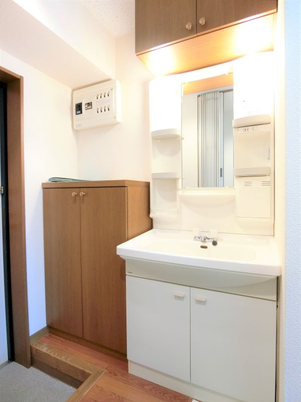 テリトワールSATO壱号館の独立洗面台