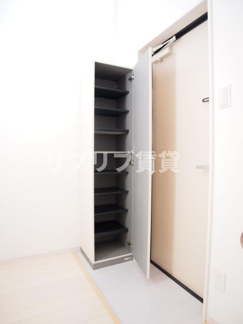 Calmato(カルマート)の玄関