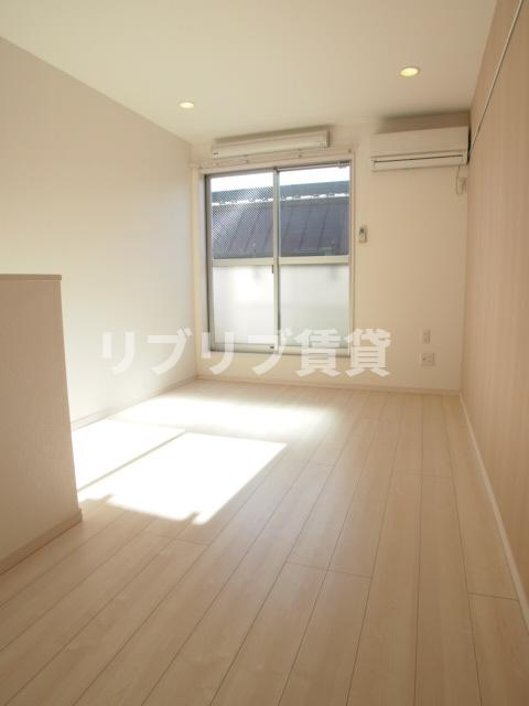 Calmato(カルマート)の居間・リビング