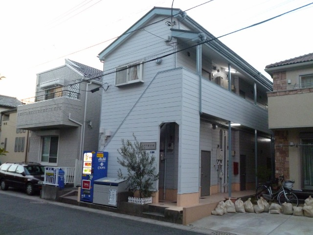 市川市福栄３丁目のアパートの外観