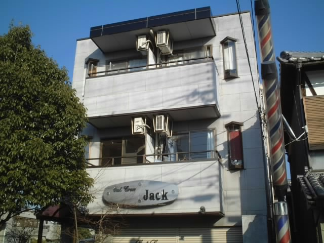 ライラックの外観