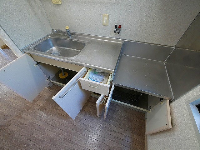 シャトレーヌ梅美台のキッチン
