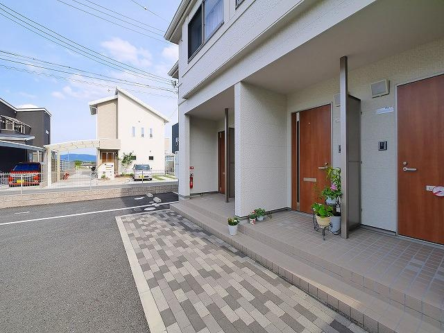 レオクレープスのエントランス