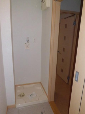 【その他】 | カレント・レジデンス | 洗濯機置き場