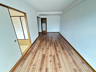 【洋室】 | グレース羽衣