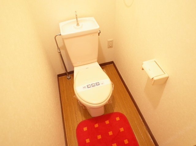 リバーサイド西新のトイレ| リバーサイド西新（2ＬＤＫ）　トイレ