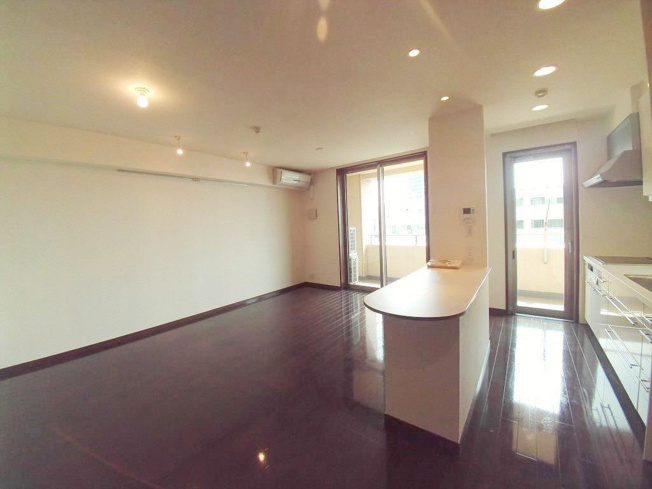 【居間・リビング】 | マチュリティ小石川 | １７．３帖の広いLDKです。