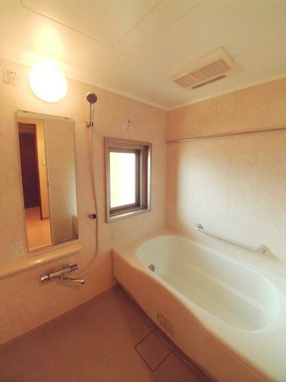 【浴室】 | マチュリティ小石川 | オートバス・浴室乾燥機付きです。