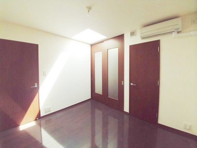 【寝室】 | マチュリティ小石川 | ６帖の洋室です。