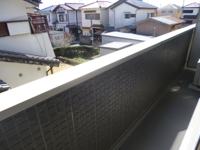 テラス東菅野のバルコニー