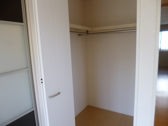 テラス東菅野の収納