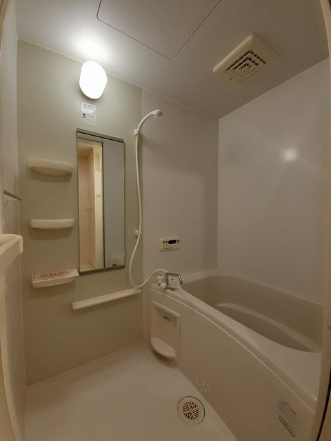 レジデンス細野Ⅰの浴室