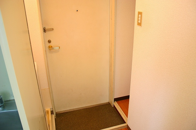 マイモアの玄関|明るい玄関です