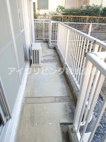 イミグランドIIIの駐車場|ウォシュレット完備【イミグランドIII】