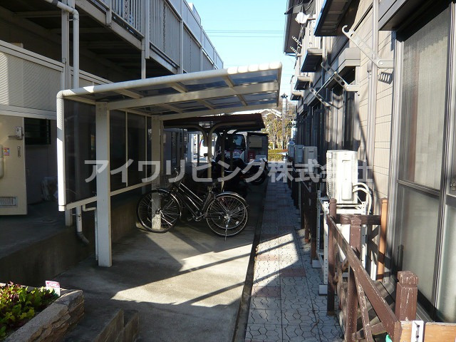 ハイビスカスのその他共用部分|駐輪場有り【ハイビスカス】