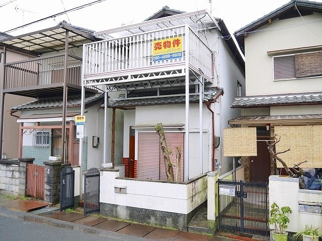 新町戸建の外観