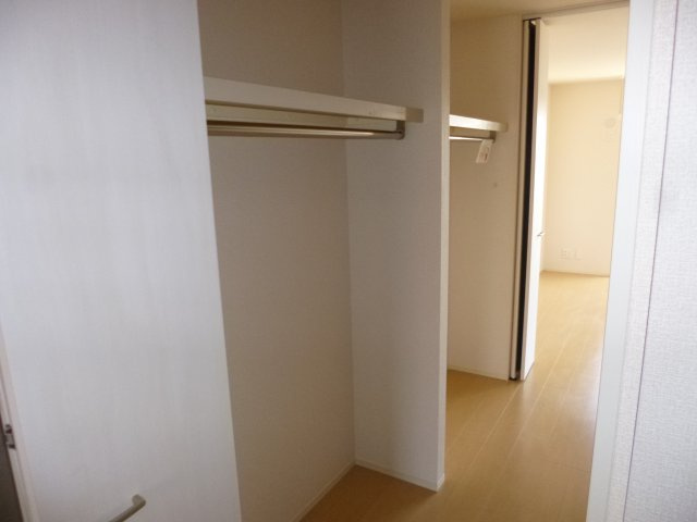 テラス東菅野の収納