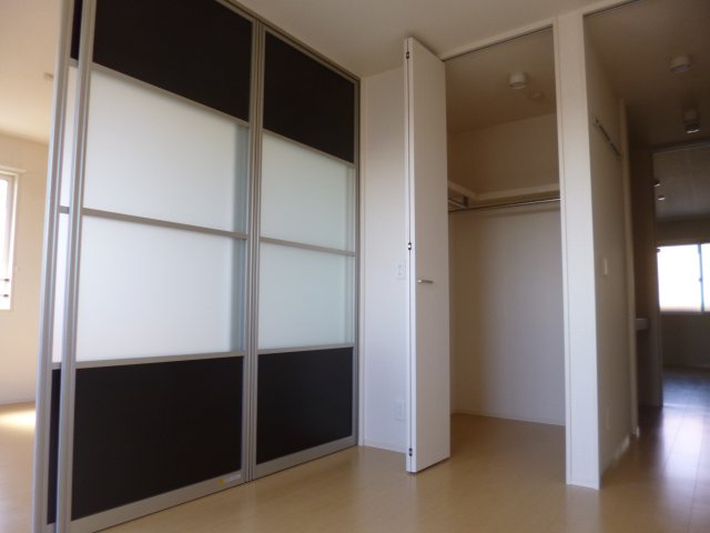 テラス東菅野の収納