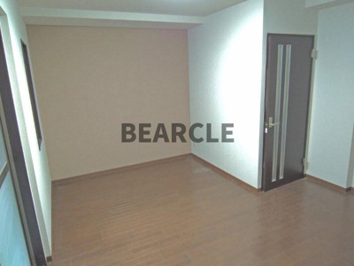 【エントランス】 | パトリ・サワ