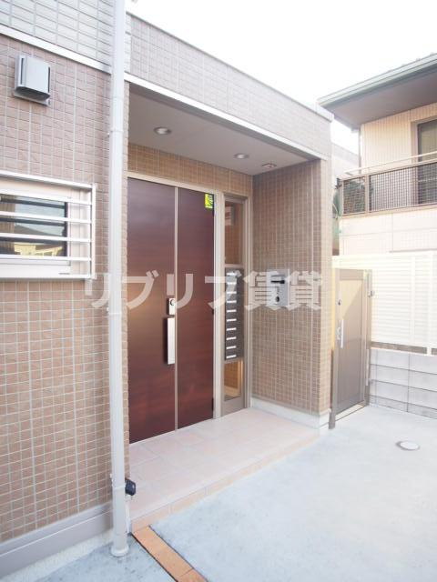 LEXSASU春日のエントランス