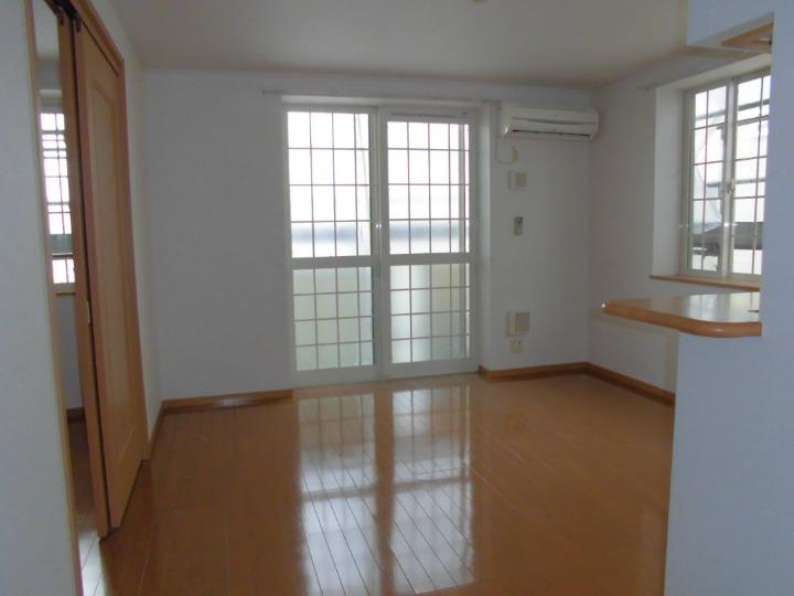 ノーヴァトワーレAの居間・リビング