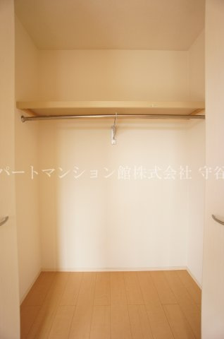 レセンテ紫峰ヶ丘Ｂの収納|反転です