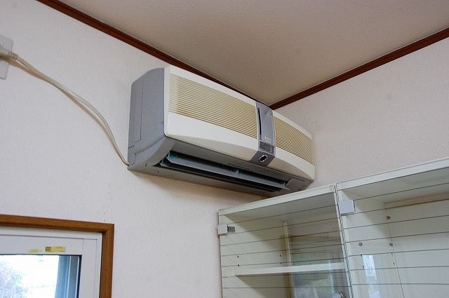 南京終事務所の内装