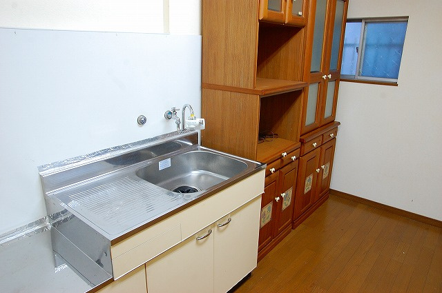 南京終事務所のキッチン