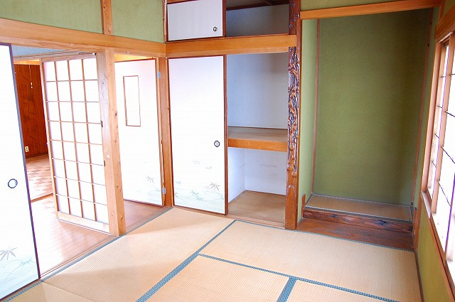 南京終事務所の内装