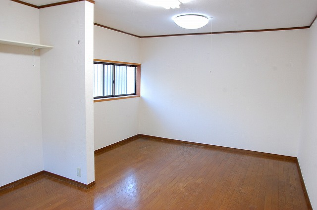 南京終事務所の内装