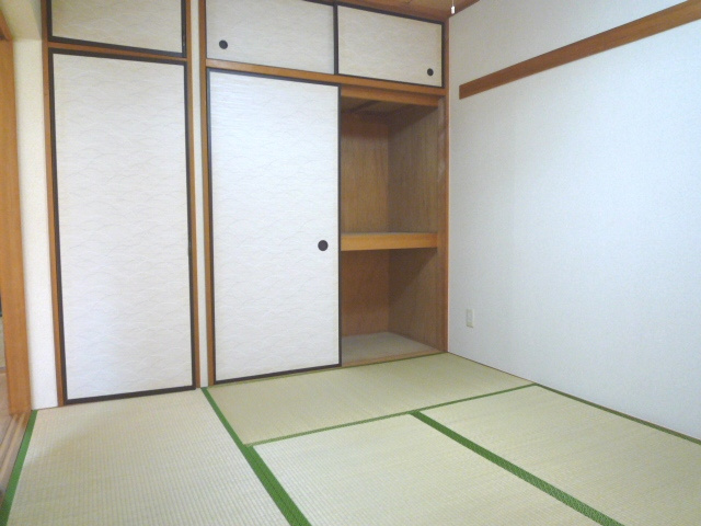 コーポ萩原の和室