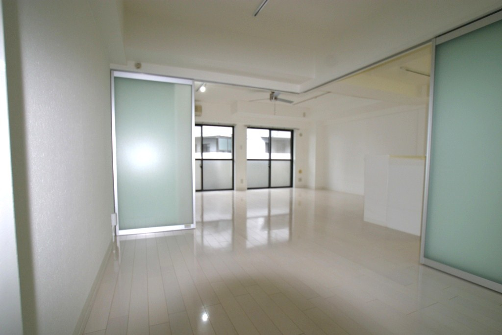 テルプシコレ東村山の洋室