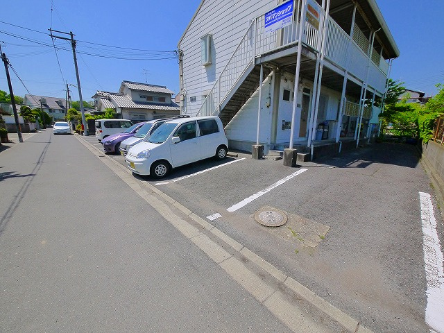 第2六条ハイツの駐車場