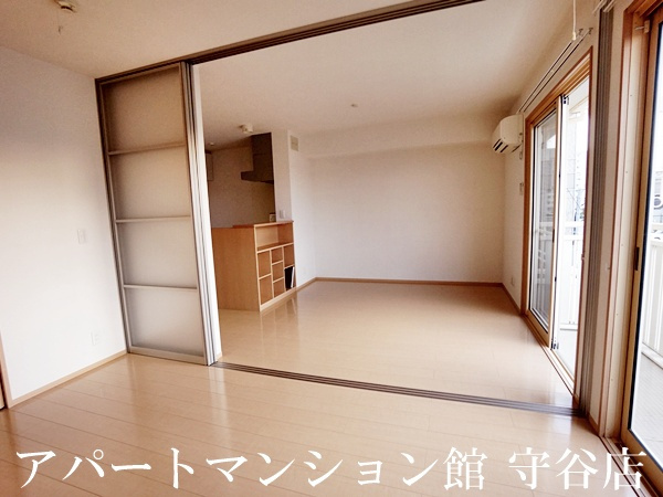 T'sキャッスルの寝室