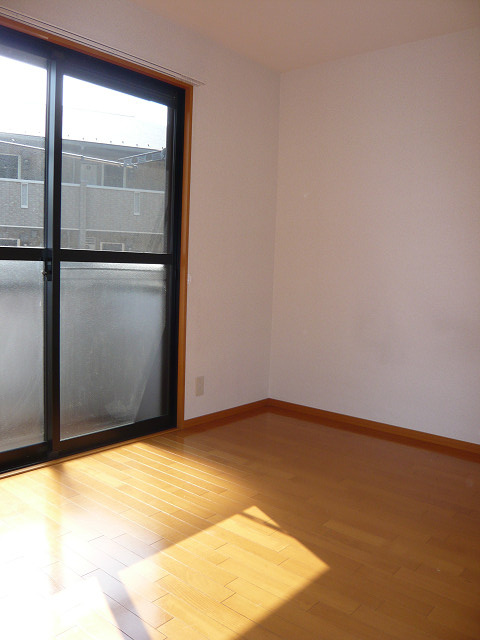 ジュネスIの洋室|【ジュネスI】