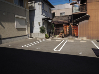 【駐車場】