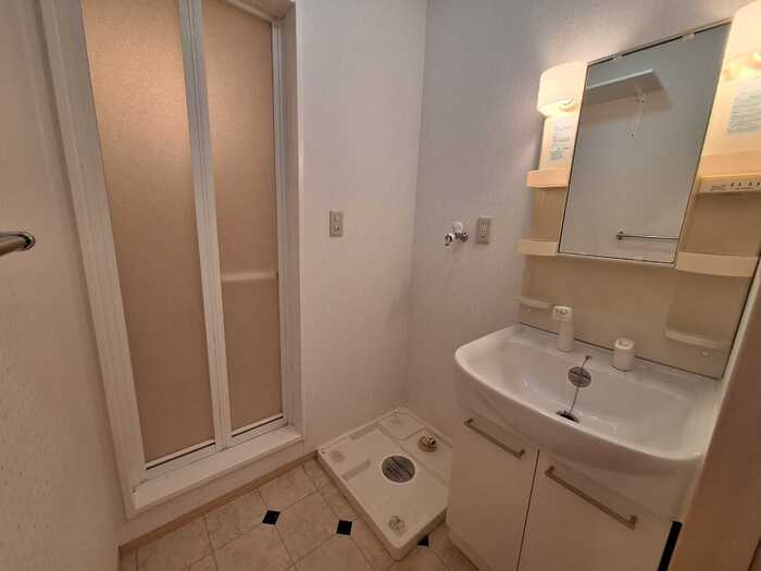 パルテールの独立洗面台