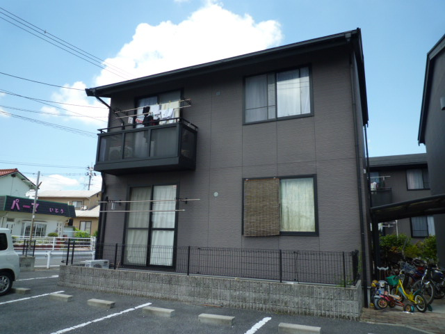 倉敷市真備町岡田のアパートの外観
