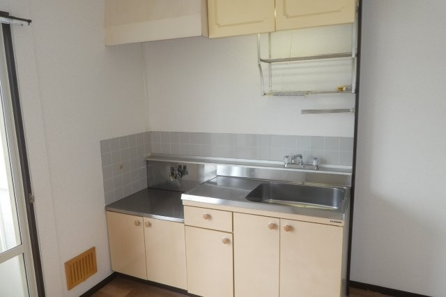 マンション西岡Ｂのキッチン