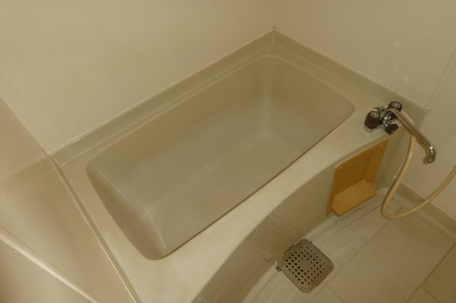 マンション西岡Ｂの浴室