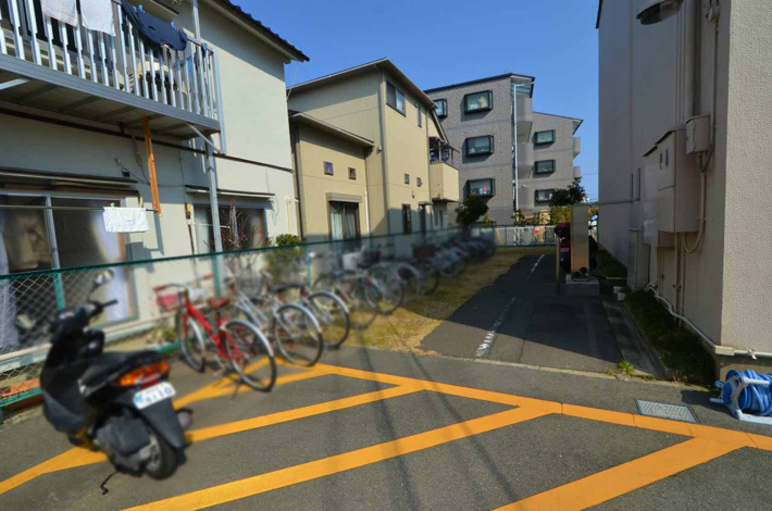 バイク置場
