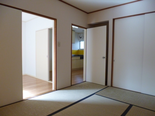 コーポきさらぎの和室